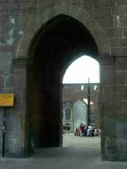 Xtrallusion photo gallery of Italy. Photos, pictures, images and photographs of the Italian Rivieras, the Italian Lakes, the Italian Alps, the Cinque Terre, the Amalfi coast and some of the most beautiful corners of Italy. Plus photos of Italian cities such as Pisa, Milan, Genoa and Rome.